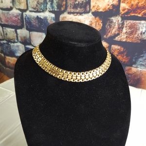 Vintage Sarah Coventry Gold choker